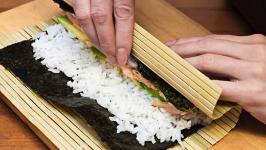 Как приготовить рис для суши и роллов в мультиварке