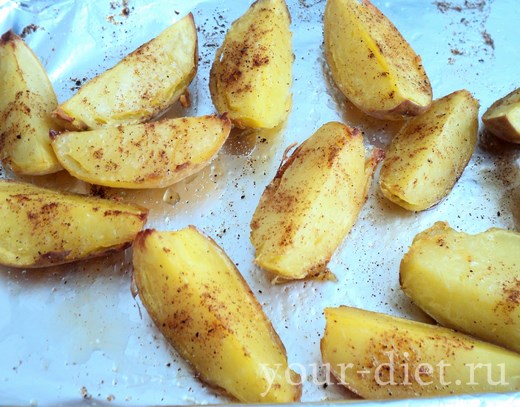 Запеченые дольки картофеля
