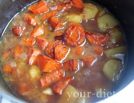 Морковный суп-пюре с кинзой